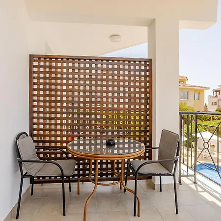 Danaos Seaside 104 With Pool In Tourist Area Пафос